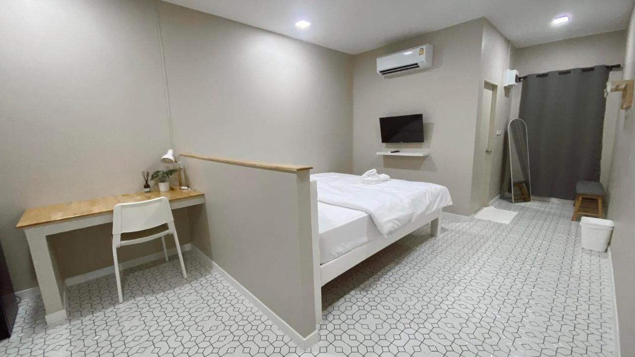 Juni House Chumphon住宿加早餐旅馆 外观 照片