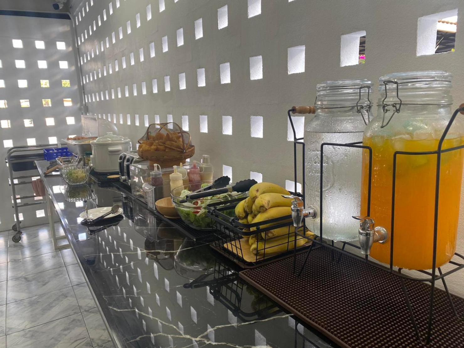 Juni House Chumphon住宿加早餐旅馆 外观 照片